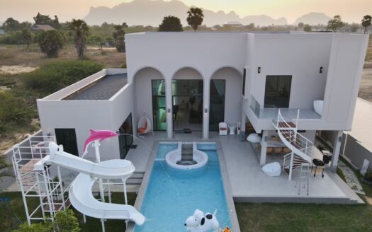 Reeva Residence Pool Villas in Cha Am, Thailand: Ihr Traumhaus in Thailands Paradies Typ „C“