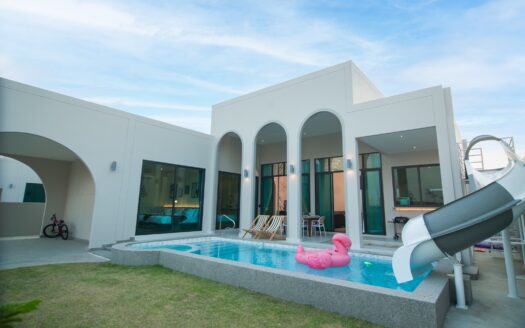 Reeva Residence Pool Villas in Cha Am, Thailand: Ihr Traumhaus in Thailands Paradies Typ „A“